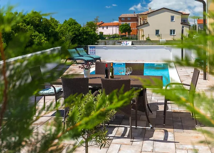 Florami Ferienhaus Pula