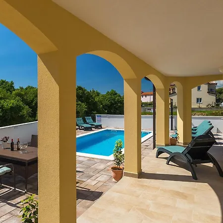 Dom wakacyjny Florami