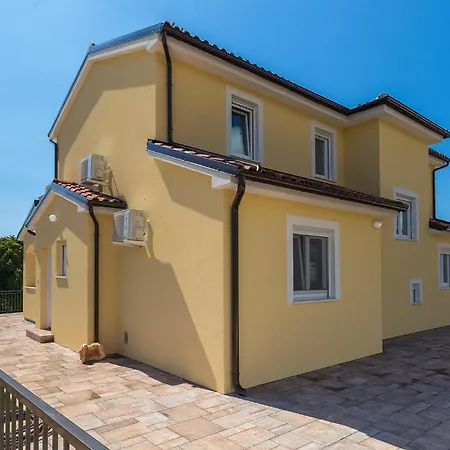 Florami Tatil Evi Pula