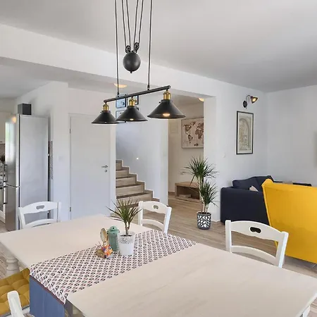 Florami Dom wakacyjny *