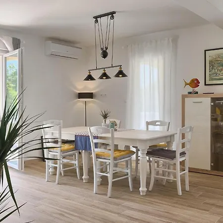 Dom wakacyjny Florami Pula